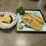 うなぎ料理 う玄武 - 白焼き　これが、脂がたっぷりと乗っていて、美味でした