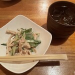 小料理はやし - お通し、景虎　梅酒