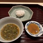 多仁本 - ちり酢と梅ダレで。3切れも！ふんわりと。