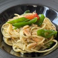 サリーヒルズ - 桜えびと万願寺とうがらしのパスタ