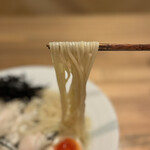 酒肴場 屯 - ツルパツ細ストレート麺