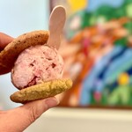 RAY'S COOKIE SANDWICH - 料理写真: