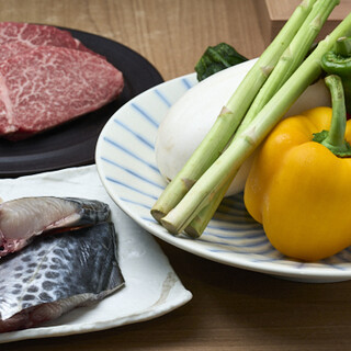 四季折々の旬食材で贅沢なひとときを◆鉄板焼で味わう魚介と野菜