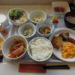花のや - バイキング朝食①