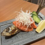 海鮮炉ばた 囲炉裏や 魚八 - 