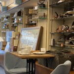 パティスリー モンプリュ 本店 - 