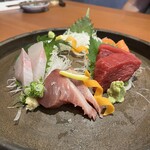 海鮮炉ばた 囲炉裏や 魚八 - 