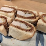 菜肴ますだ - 特製カツサンド　断面