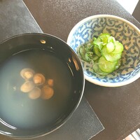 等々力 ひらさわ - しじみ汁と胡瓜の酢の物