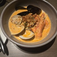 COLONIAL BEACH 横浜ハンマーヘッド - 