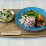 オールカフェ×タニタカフェ - ハンバーグワンプレートと生ハムのシーザーサラダミニ