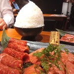 炭火焼肉ぐら - 