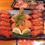 炭火焼肉ぐら - 