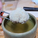 鮨匠 のむら - ④海藤花(真蛸の真子)(鹿児島県開聞岳沖産)
      産卵は初夏～初秋、丁寧に蛸から取り出され、のむらオリジナル醤油で煮てあります