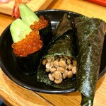 すし楽 - 納豆いっぱい