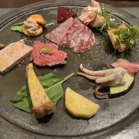 炭焼きステーキとワインobiobi - 