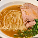 NIBOSHI MANIA - 自家製オマール海老煮干ソバの麺