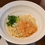 NIBOSHI MANIA - 生甘海老とエビミソの和え玉 麺ハーフで450円