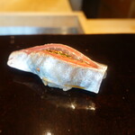 鮨 三心 - 根付き真鰺(熊本県天草産)