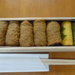 鮨 三心 - お宮での南関揚げの稲荷寿司と薄焼き玉子巻き、ガリ