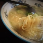 北海ラーメン - ツルツル麺