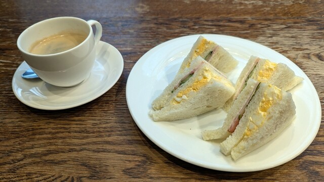 Chateau Doll Hon Ten