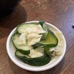とんかつ かつせい - お新香。