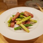 カジュアルフレンチBar 7FUKU - 福岡県産アスパラガスとベーコン