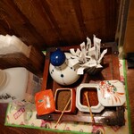 うな善 - 卓上調味料（醤油、山椒、七味唐辛子）