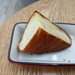 東十条 Bistrattoria - 自家製パン