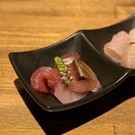 酒肴場 屯 - 本カツオ、ムロアジ