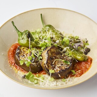 シェフ厳選の産地直送野菜で新しい『中東イタリアン』を演出☆