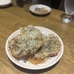 アネロスタンド - シラスのトースト