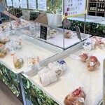 メルカートいちかわ - 開店６分後の梨売り場
