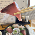 ふらっとごはん。 - 分厚いカツオ