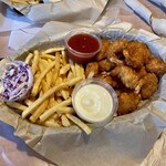 257691730 - キッズメニューのPopcorn shrimp