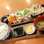 まるみや商店 - お刺身定食＋塩辛