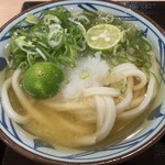 丸亀製麺 - すだちおろし冷かけうどん（並）￥520接写