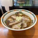 ラーメン 哲史 - 和風肉醤油(1,250円、斜め上から)