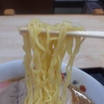 金長 - 麺アップ。