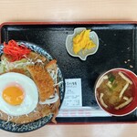 茂利多屋 - 豚肉デラックス丼セットの真俯瞰