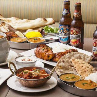 厳選されたスパイスで、新宿に新たな美食体験を提供！