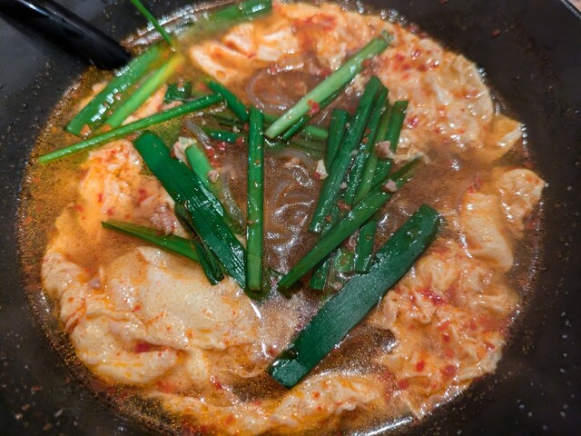 辛麺キッチン 彩 - 勝山町/ラーメン | 食べログ