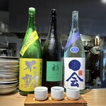 日本酒食堂 吟乃灯 - ◆私は日本酒3点飲み比べ（50ml×3：1,280円）。 甘口の吟醸酒をお願いしましたら、この3種を選んで下さいました。