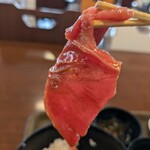 まぐろレストラン - 本まぐろ中トロの舞