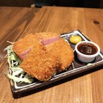 大衆酒場NONDAKUREジョージ - 厚切りハムカツ