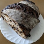 おおば製パン - レーズンパンハーフ