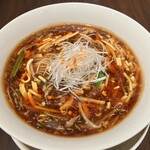 広東料理「桃李」 - すごく美味しい酸辣湯麺