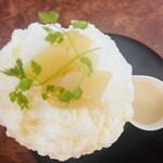 こひる庵 - トップには桃コンポート♡