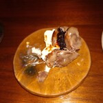 耳 - そば味噌とクリームチーズと栗